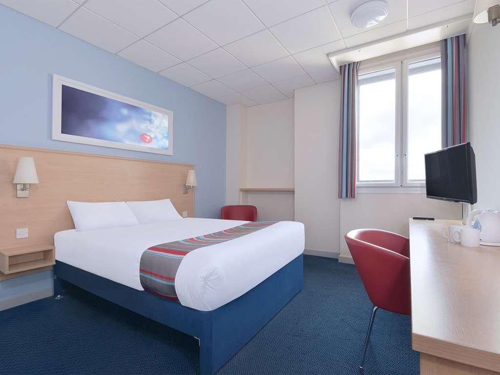 Travelodge Dundee Central Hotel Habitación foto