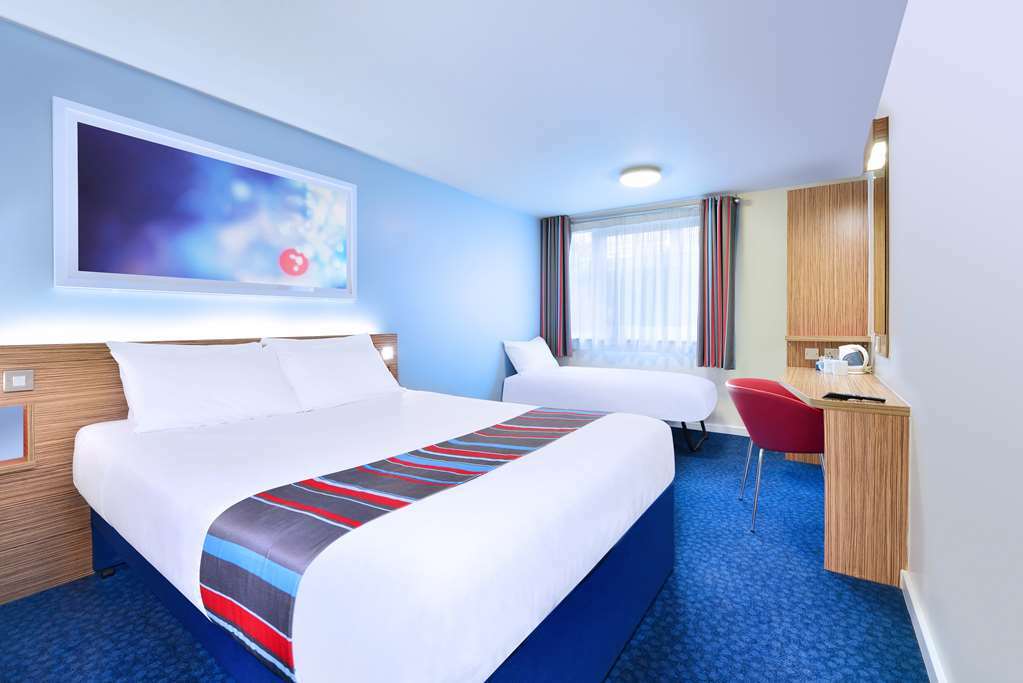 Travelodge Dundee Central Hotel Habitación foto
